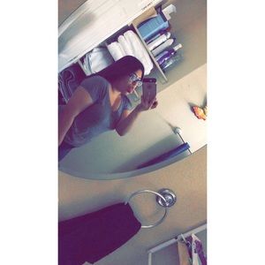 Meet your Posher, Adrianna